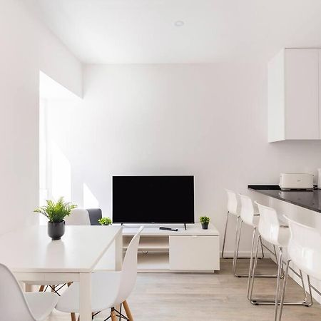 Cozy And Modern Flat In Lisbonアパートメント エクステリア 写真
